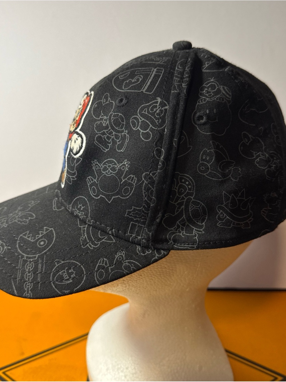 Super Mario A-Flex Baseball Cap Hat 2009 Game Nintendo - Picture 3 of 9